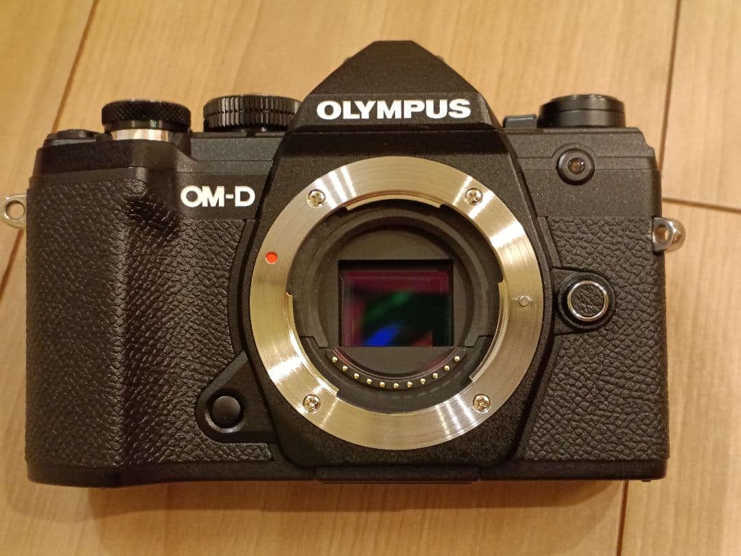 OLYMPUS OM-D E-M5 mark iii ミラーレス一眼カメラ