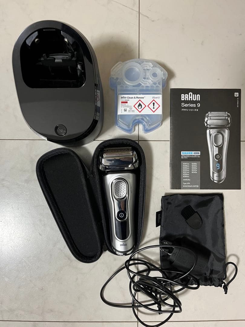 ブラウン メンズ電気シェーバー シリーズ9 9292cc 洗浄器付