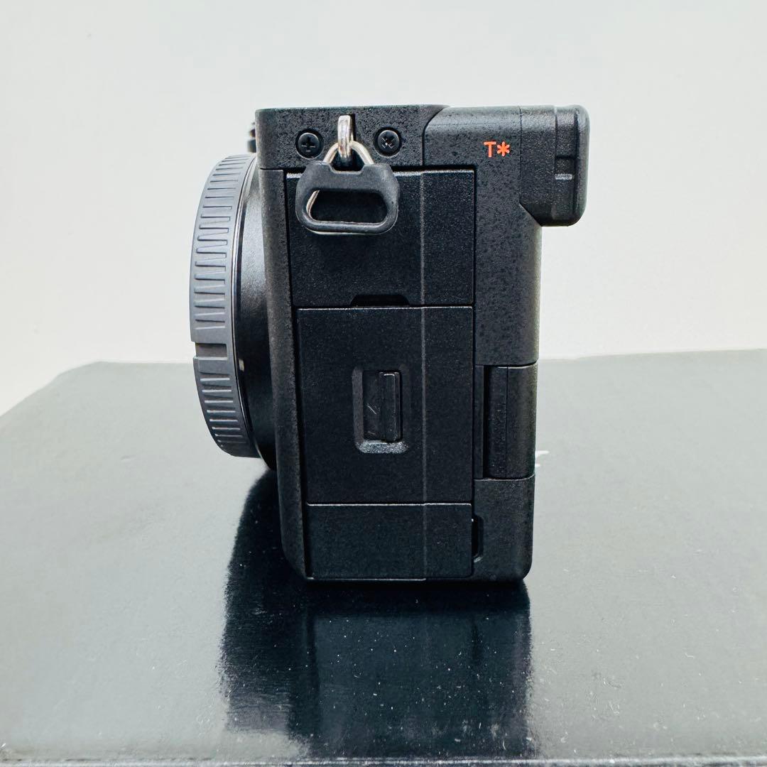 展示品 SONY α6700 高倍率ズームレンズキット ILCE-6700M