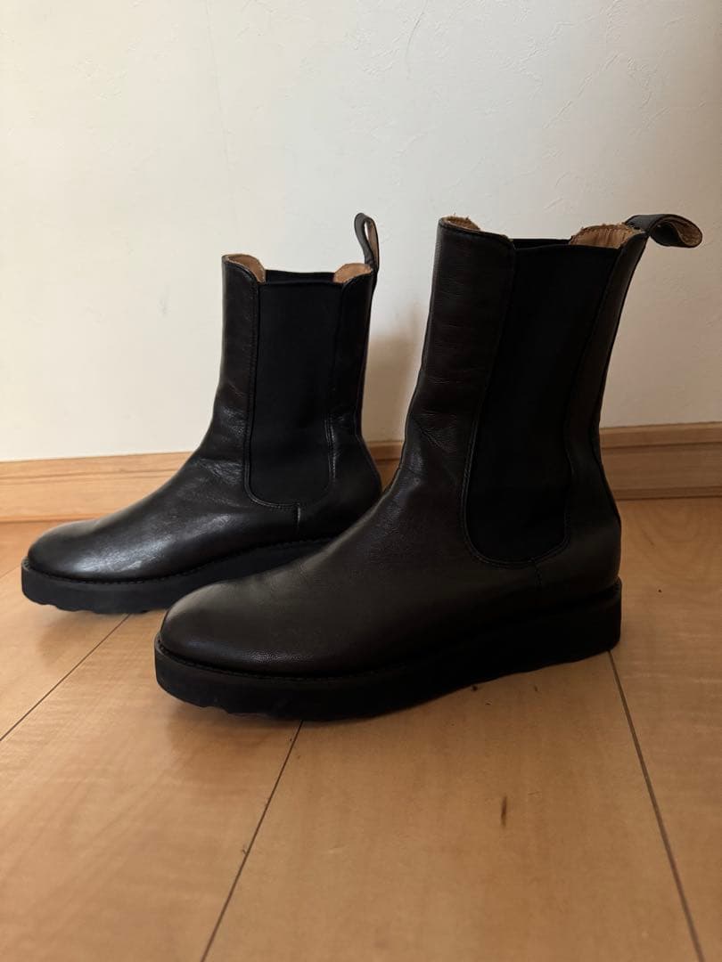 レザーサイドゴアブーツ ブラック