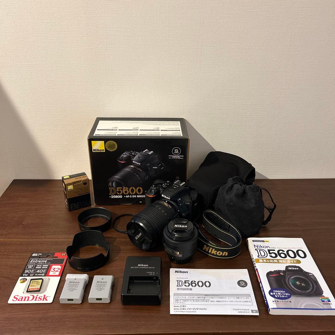 Nikon D5600 デジタル一眼レフ 本体と付属品