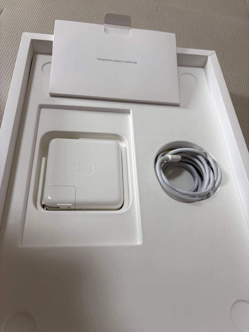 【美品】MacBookPro13 M1 2020／8GB／256GB箱付属品完備