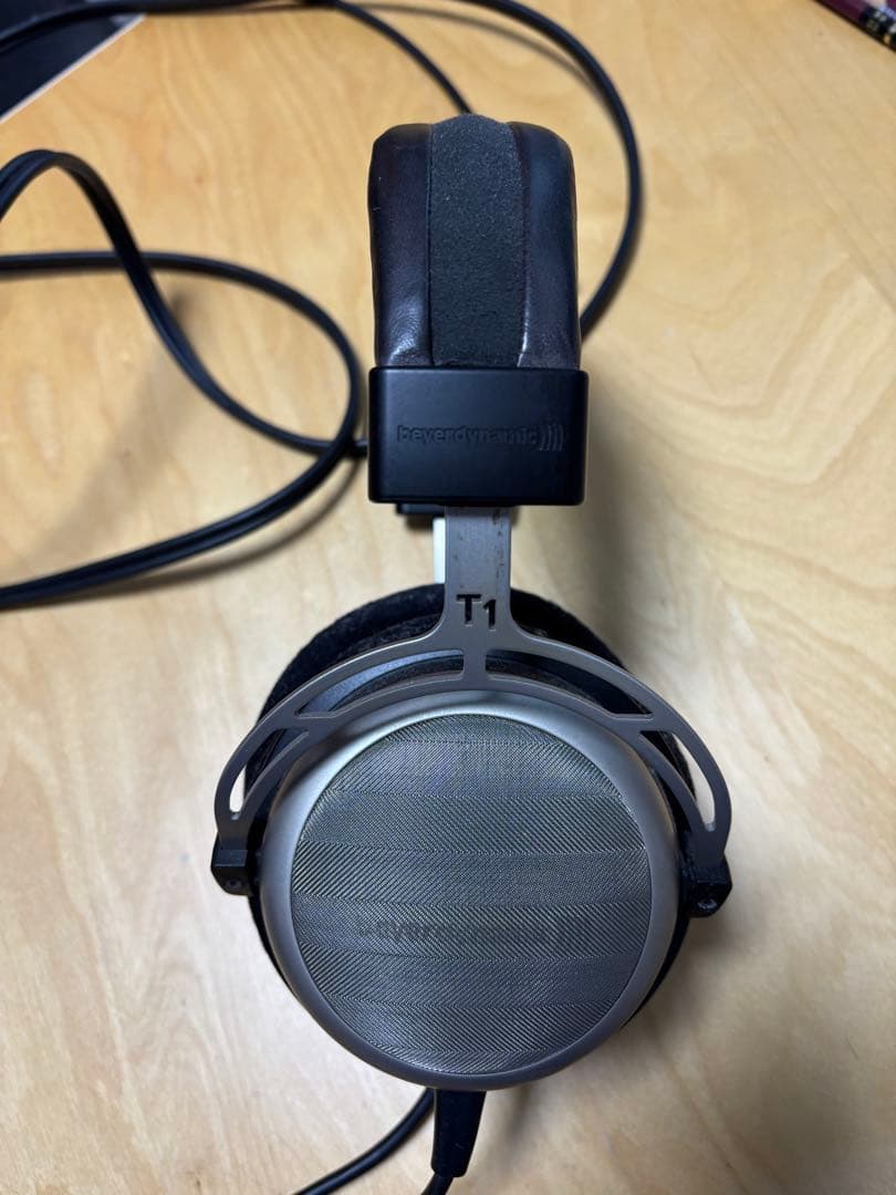 ヘッドホン beyerdynamic T1 1st