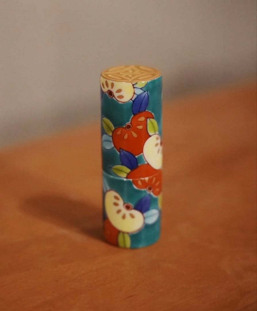 JSELF × 畑萬陶苑 鍋島 緑濃橘文 Lipstick Case