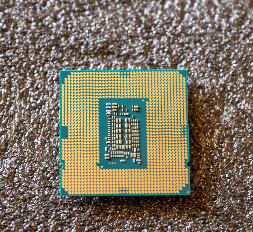 CPU Intel Core i5-10400 CPU 2.90GHz