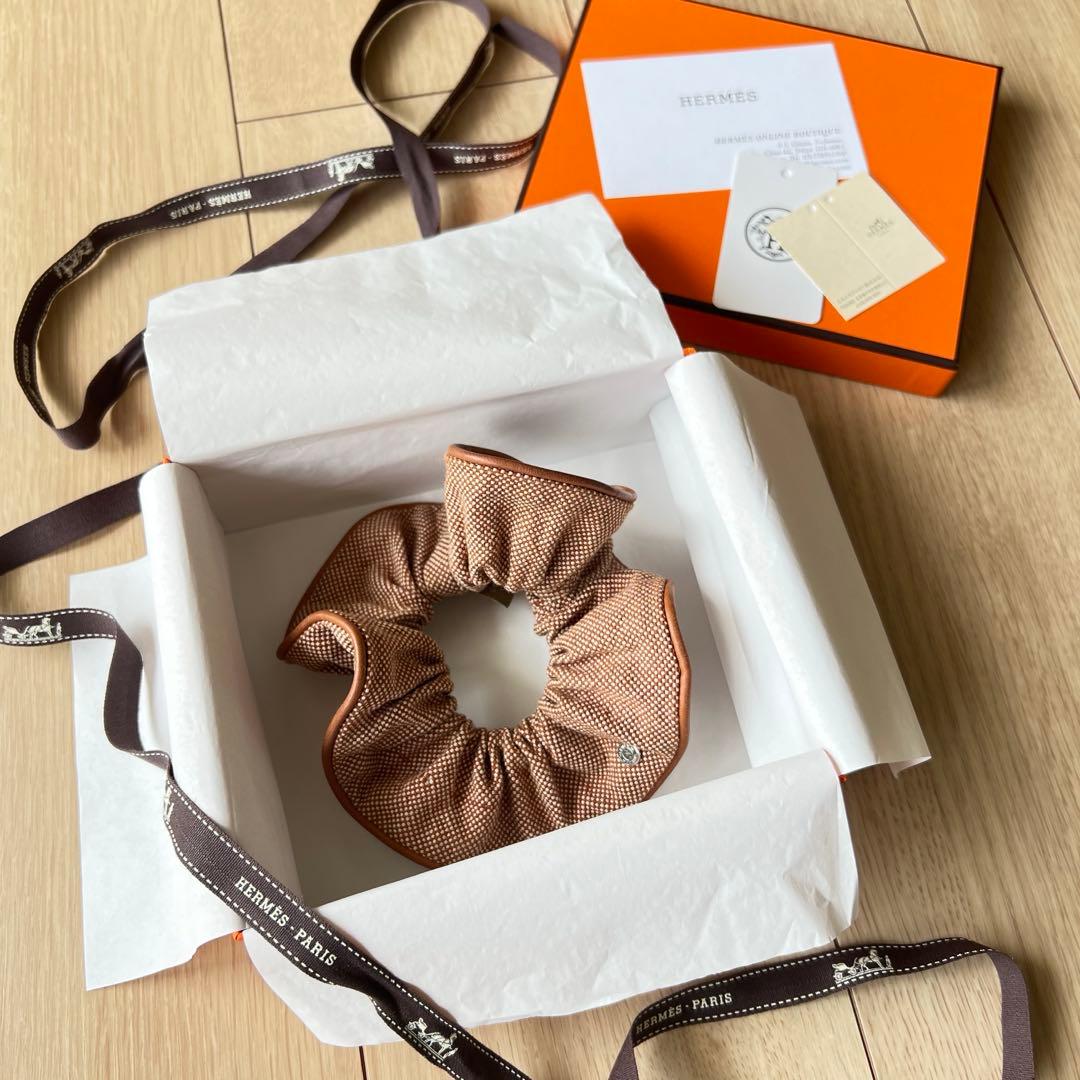 HERMES エルメス シュシュ クラウディア ゴールド 美品！ヘアアクセ