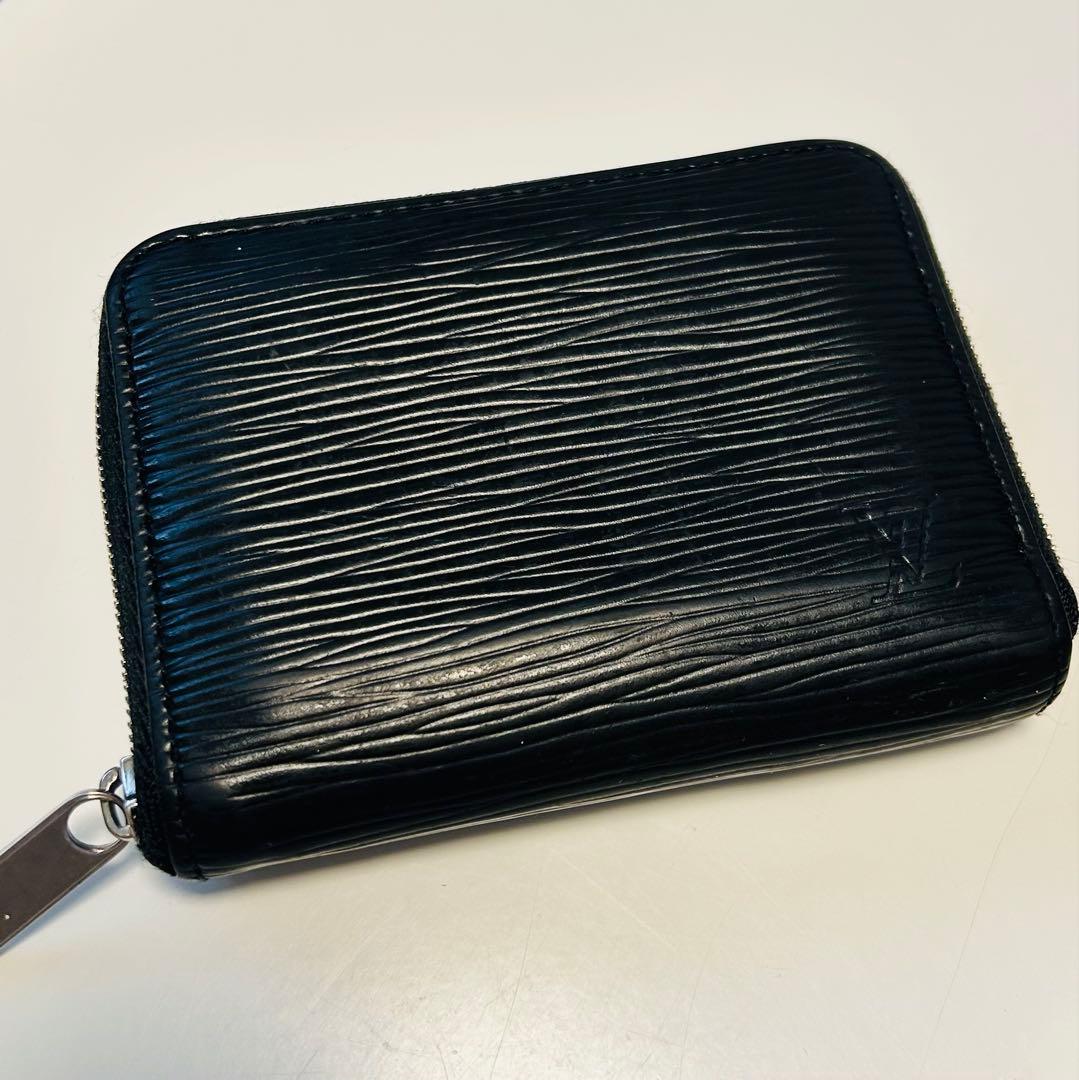 ルイヴィトン　エピ　ノアール　ジッピーウォレット　ミニ