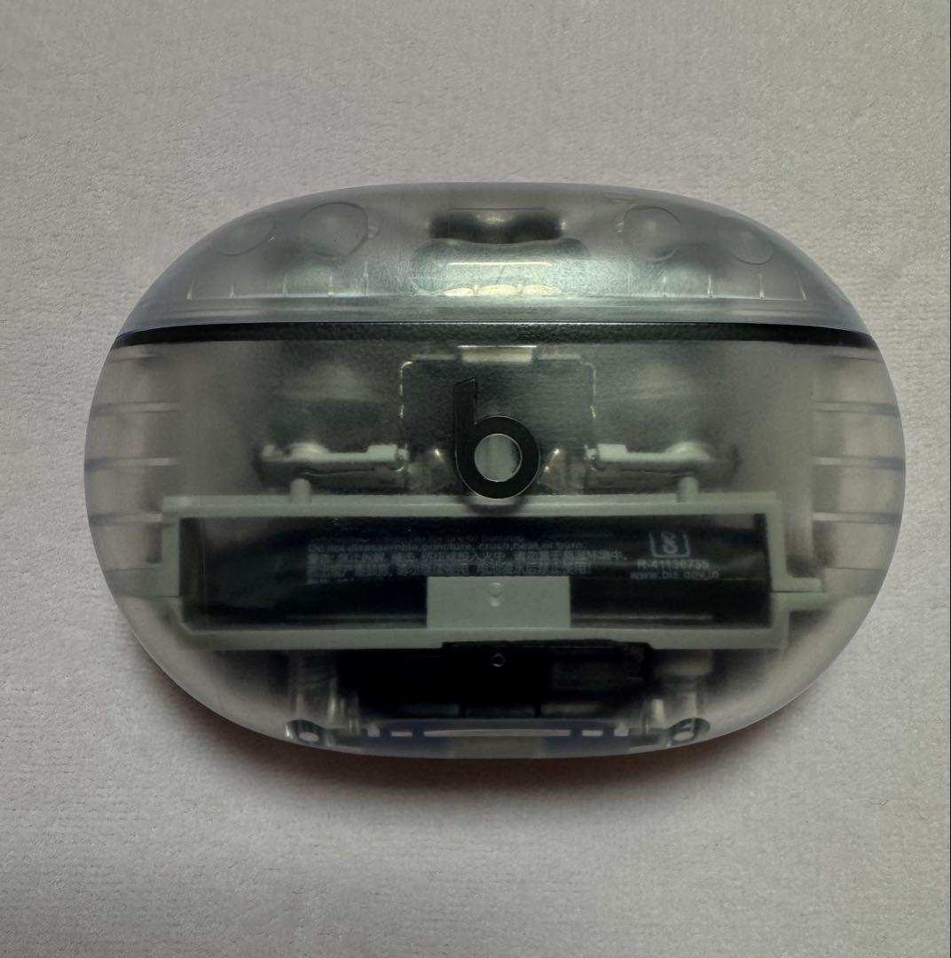 イヤホン Beats Studio Buds