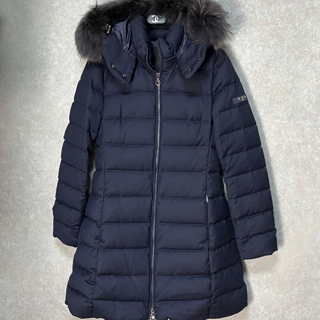【美品】TATRAS LAVIANA ダウンコート 　ラビアナ　濃紺　タトラス