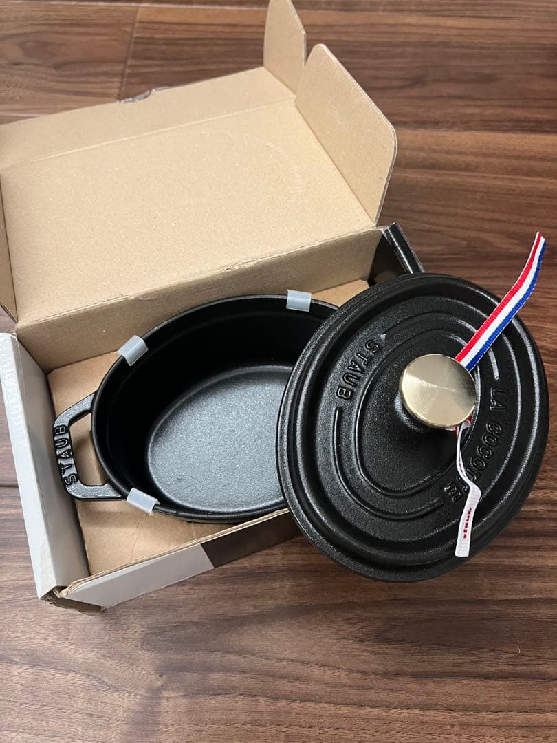 STAUB ココット オーバル　17cm ブラック