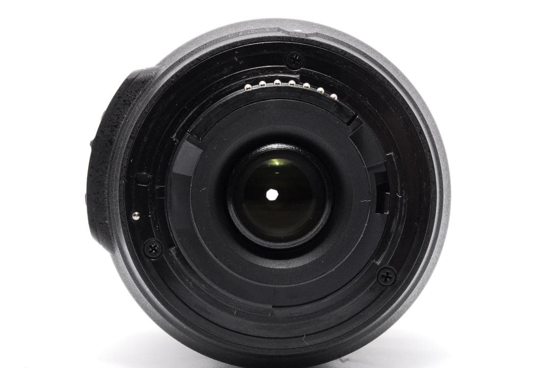 使用回数少な目 Wi-Fi搭載機 Nikon D5300 ダブルレンズセット
