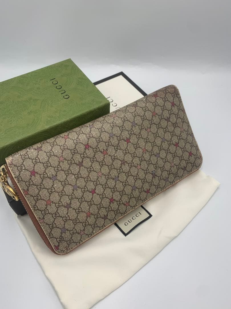 グッチ　GUCCI 長財布　GGスプリーム　ラウンドファスナー星