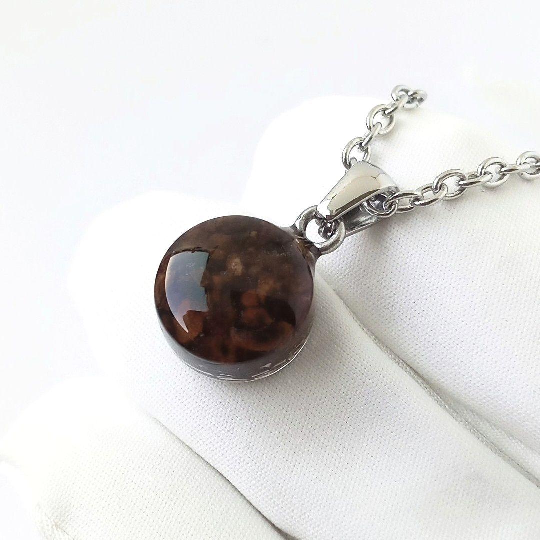 隕石の中でも桁外れの強力なパワーを持つといわれるセリコパラサイトのオルゴナイト②