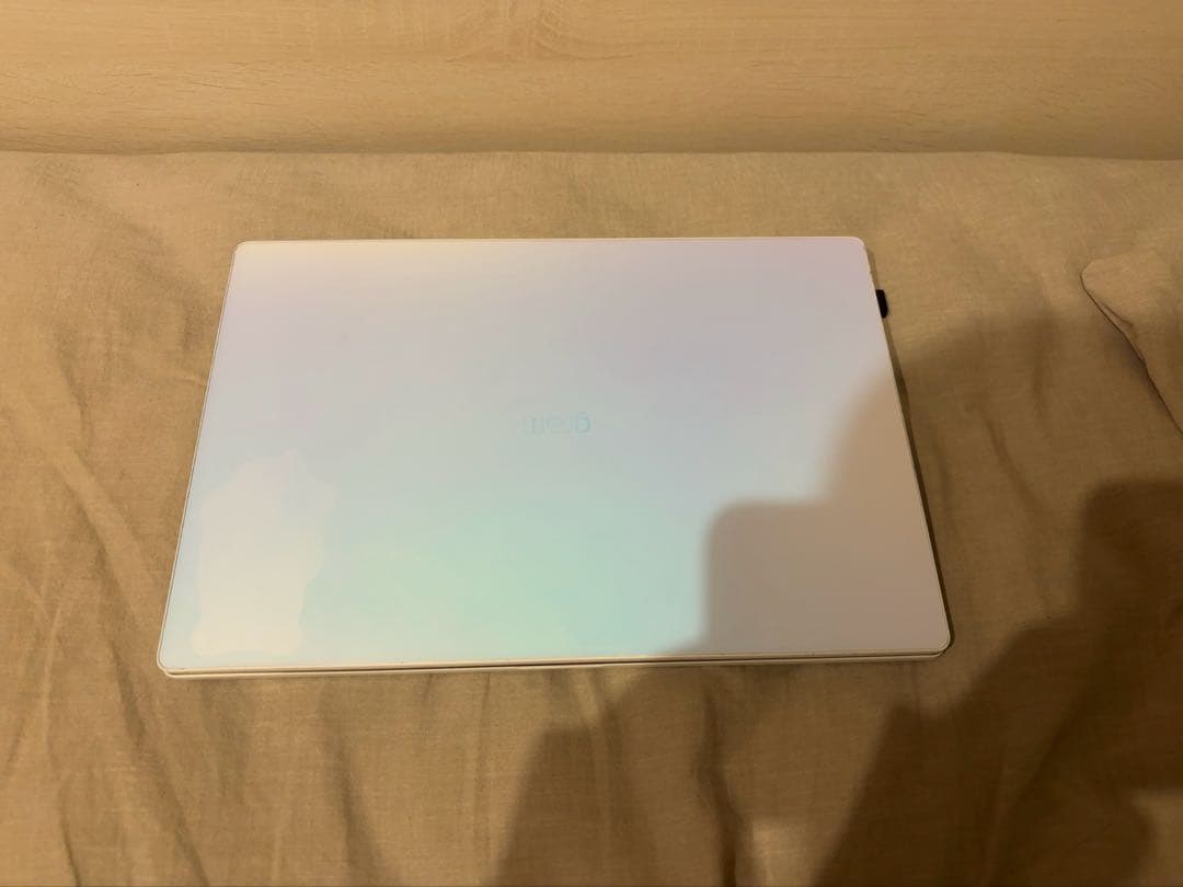 LG gram オーロラホワイト