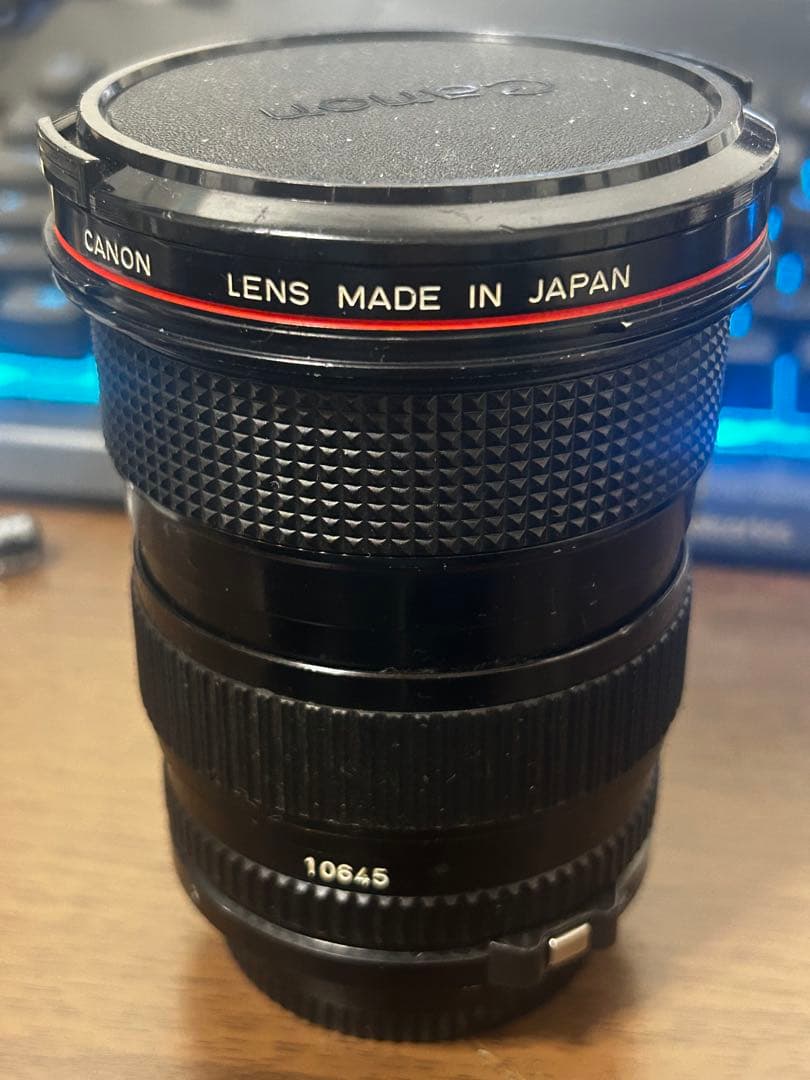Canon NewFDL 24-35mm F3.5ズームレンズ