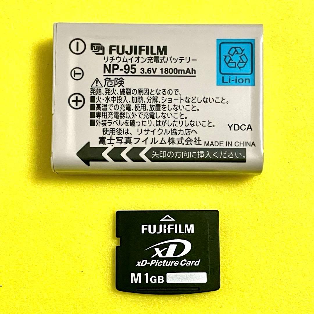 か*か様 デジカメFINEPIX F30+バッテリー/xD 1GB/AC電源/U