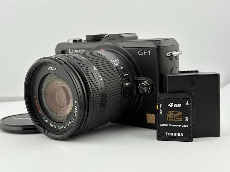 ★極上品★パナソニック LUMIX DMC-GF1 レンズキット★バッテリー付★