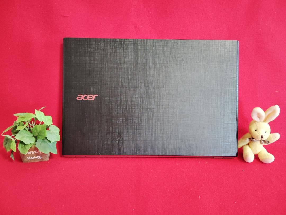 赤と黒のツートン★Acer ノートPC Windows11 8GB メモリ