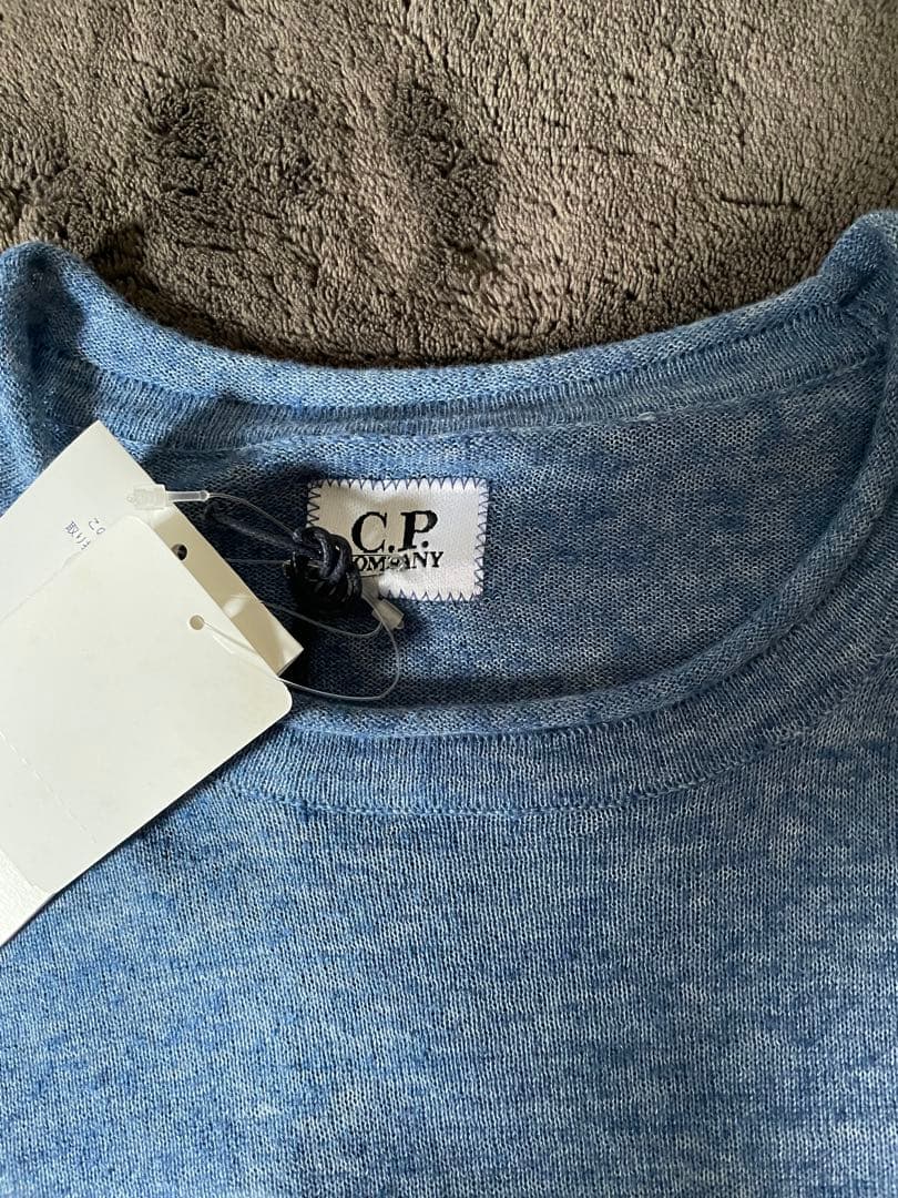 新品未使用C.P.company メンズトップス　インナーブルー定価23000円