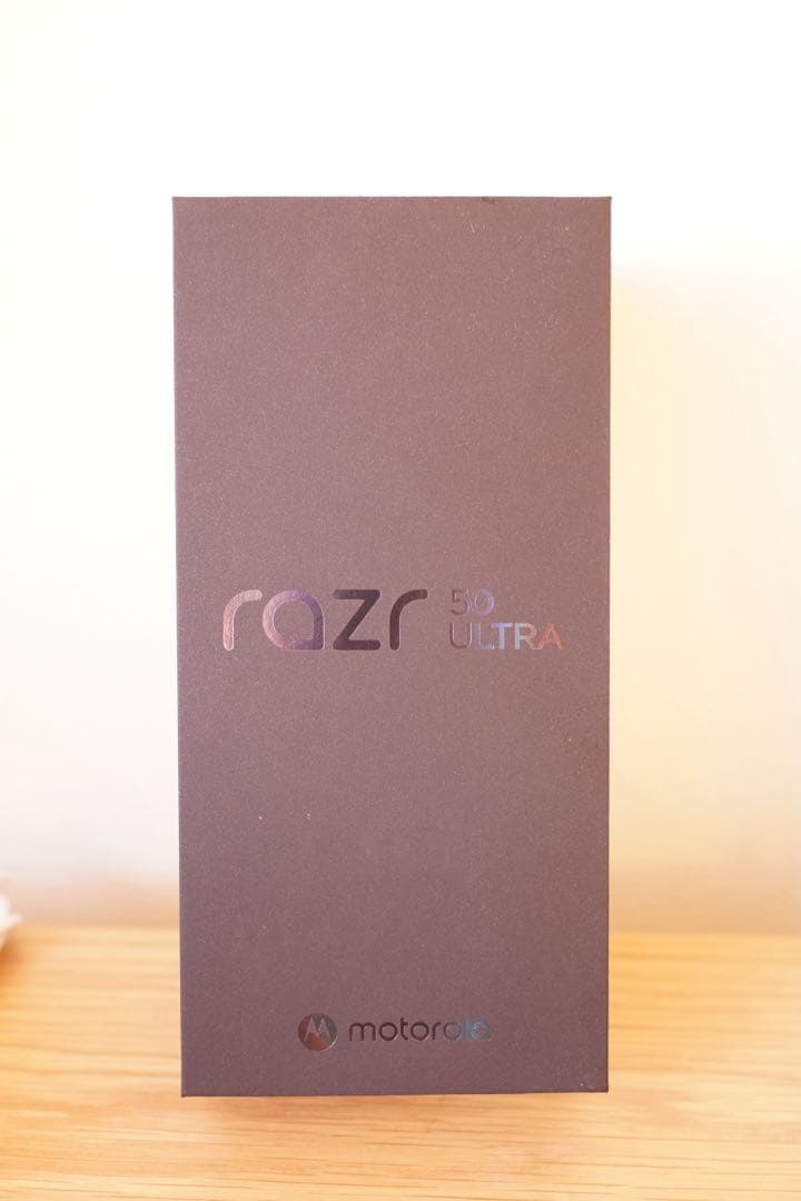 motorola razr 50 ULTRA 本体