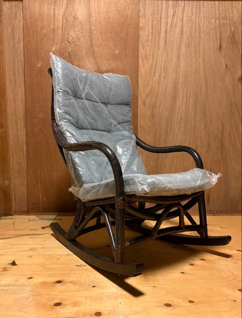 【けろよん】KAZAMA ロッキングチェア フェルテ 籐椅子 グレー クッ