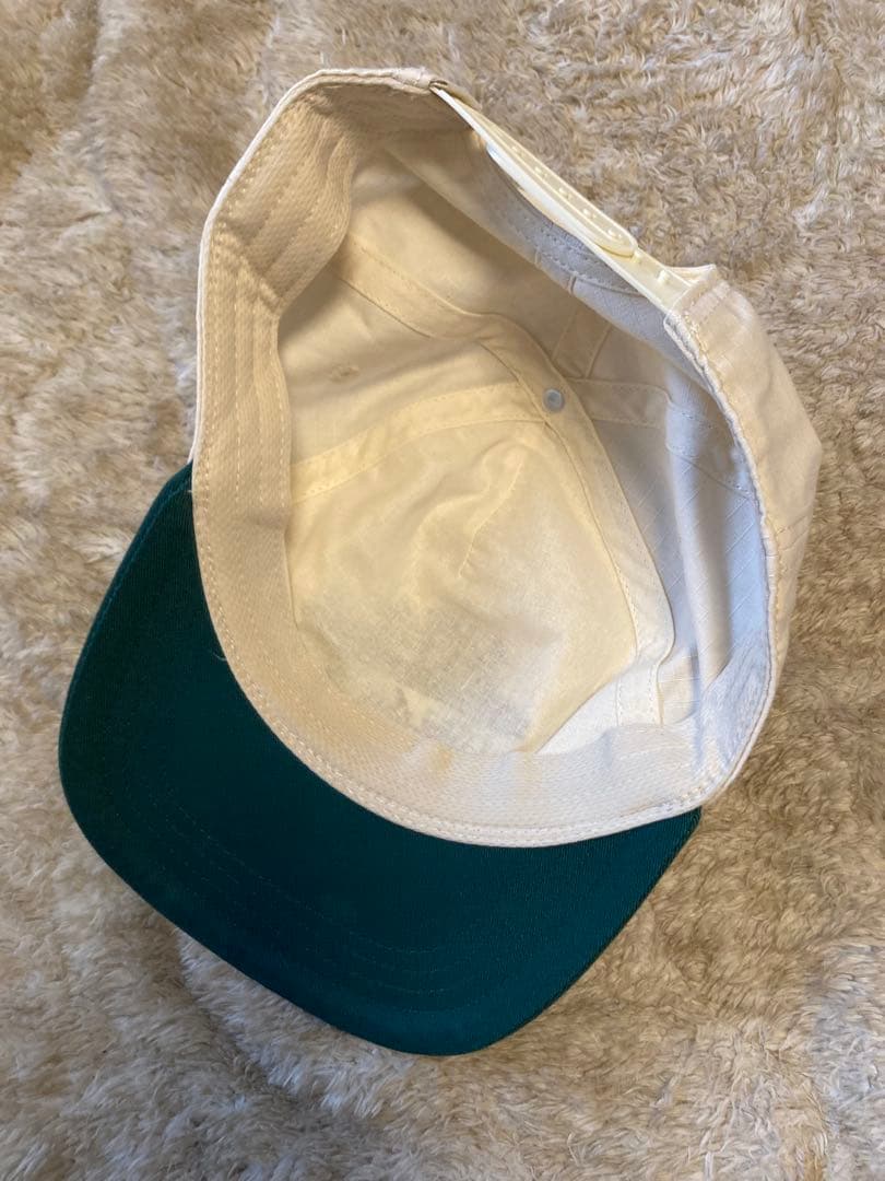 AIME LEON DORE ベースボールキャップ ベージュ/グリーン