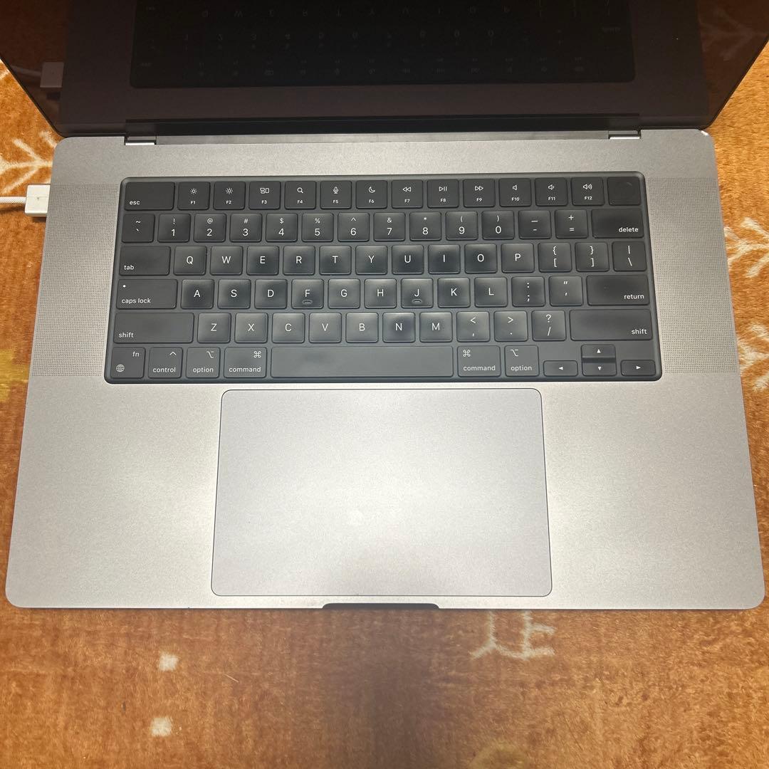 MacBookPro 16インチ M1 16/500GB 16core