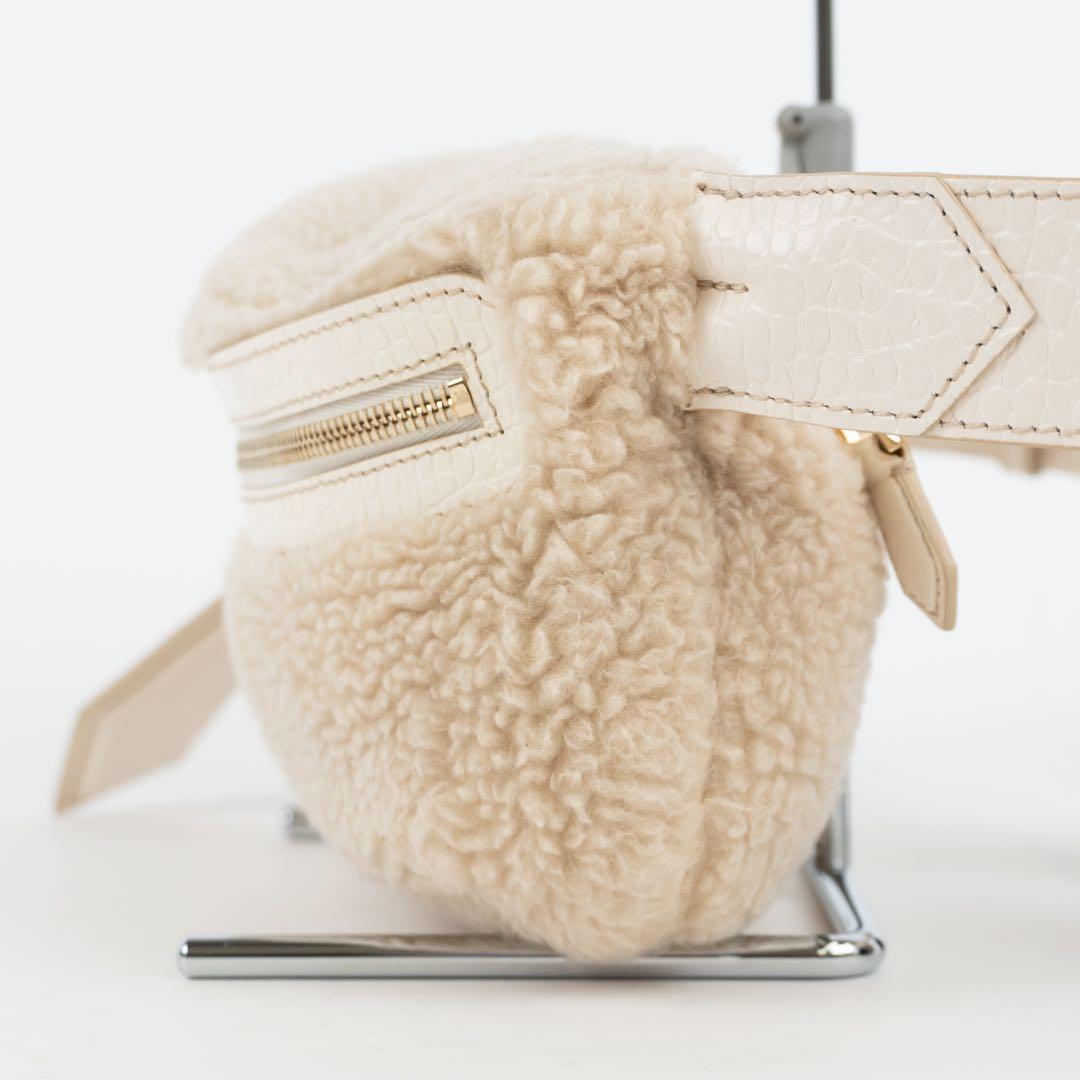 【極美品✨】マックスマーラ テディベア ボディバッグ クロコ型押し レザー 白