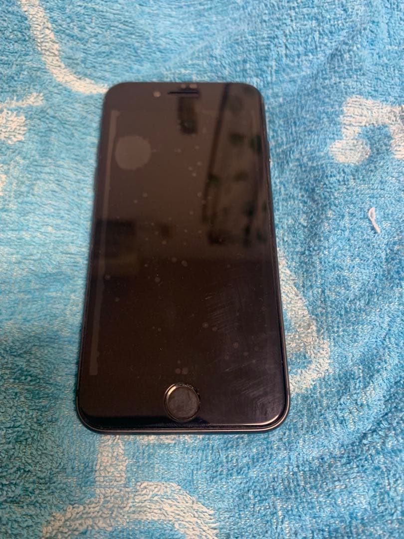 【完動品、美品、SIMフリー】Apple iPhone 8 スペースグレー 本体