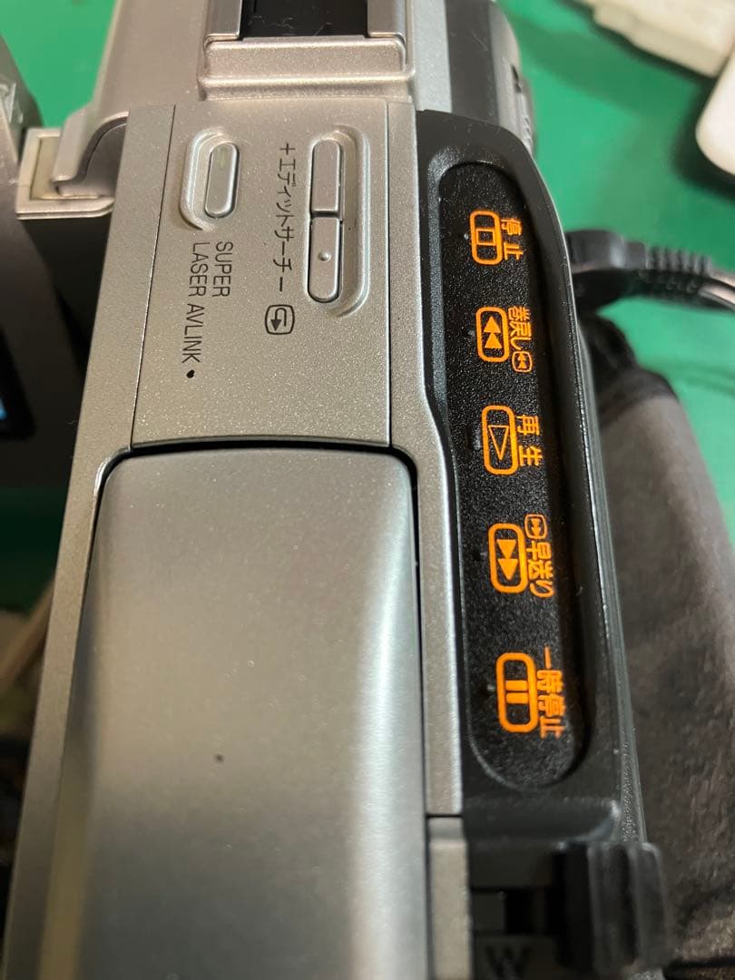 ソニー ビデオカメラDCR-TRV20ミニDVテープ仕様機 作動機 若干画面劣化