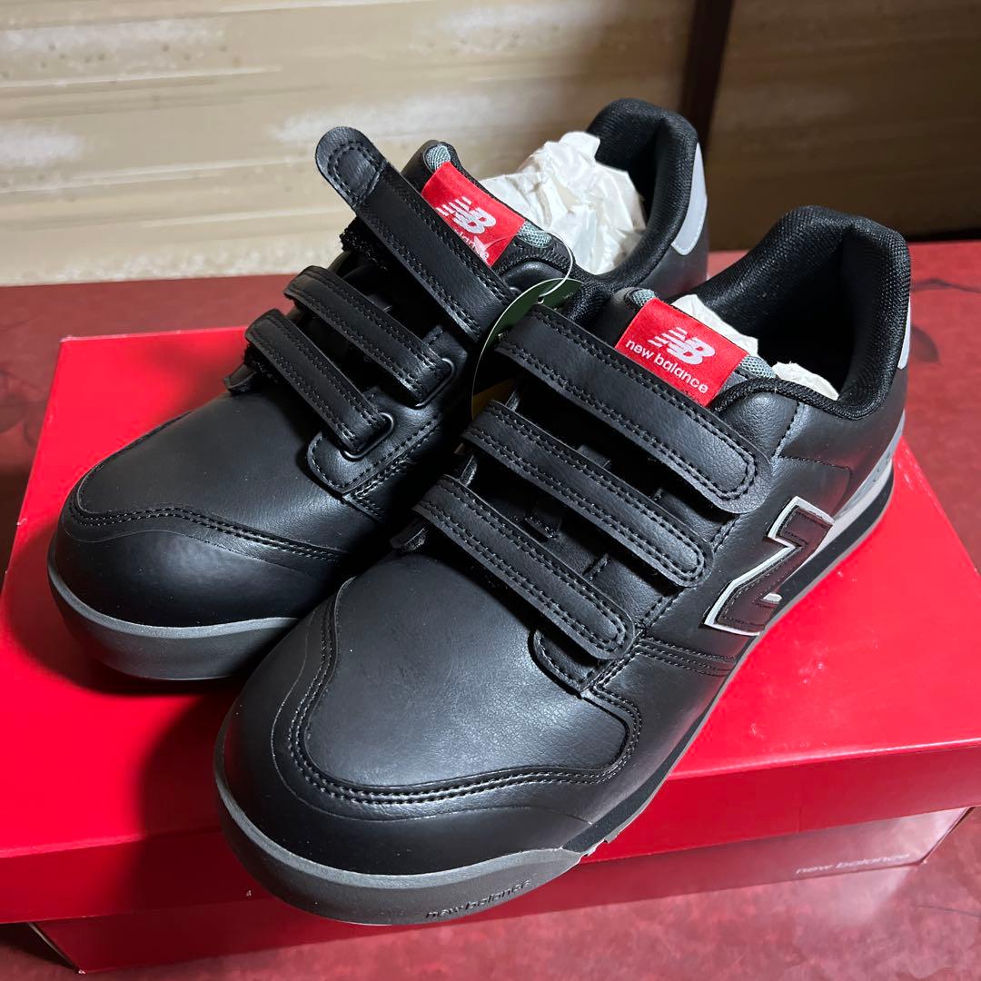 New Balance ブラック スニーカー ベルクロ