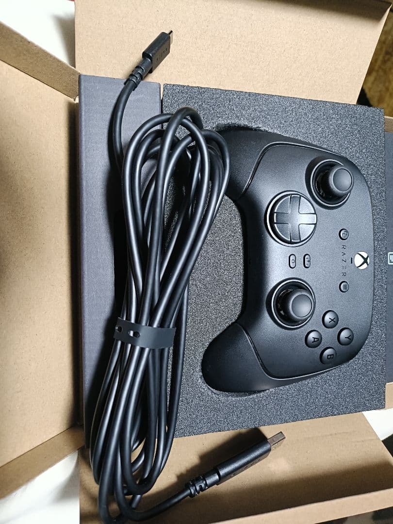 PC用ゲームコントローラー・コンバーター Razer Wolverine V3 Tournament Edition