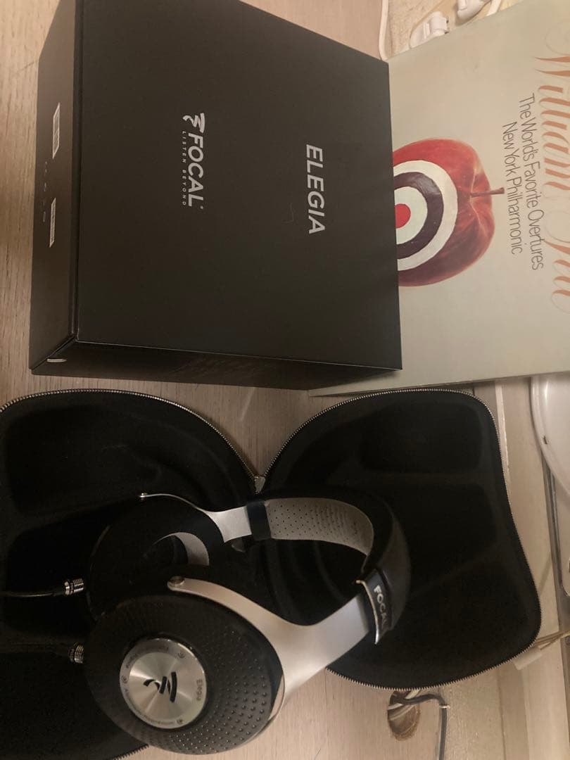 Focal Elegia ヘッドホン ケース付き