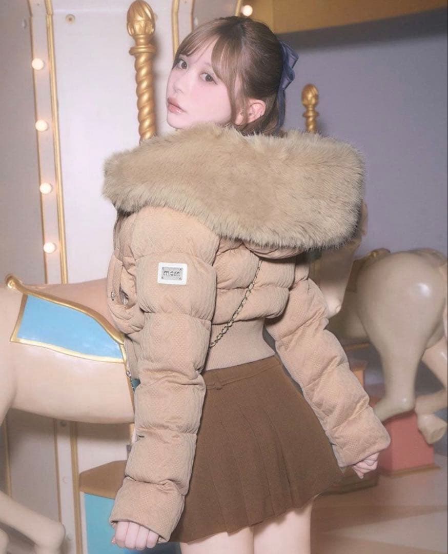 ミシェルマカロン ファーフードケーブル柄ショートダウン