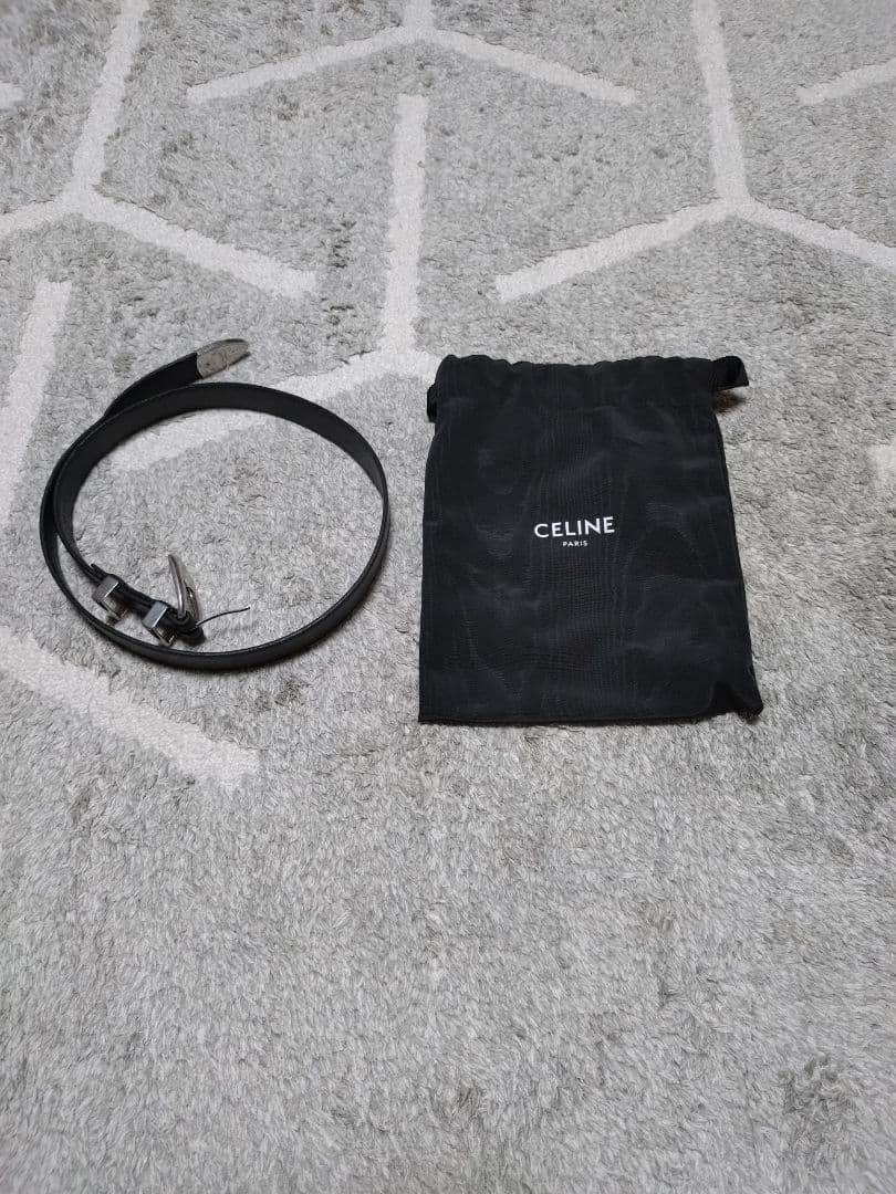 CELINE ブラック レザーベルト 収納袋付き