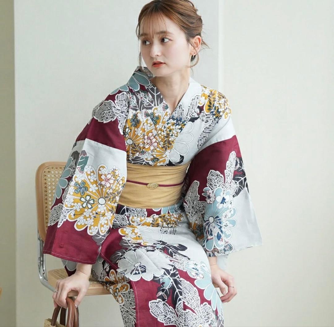 utatane えんじとグレーの染め分け菊　浴衣のみ