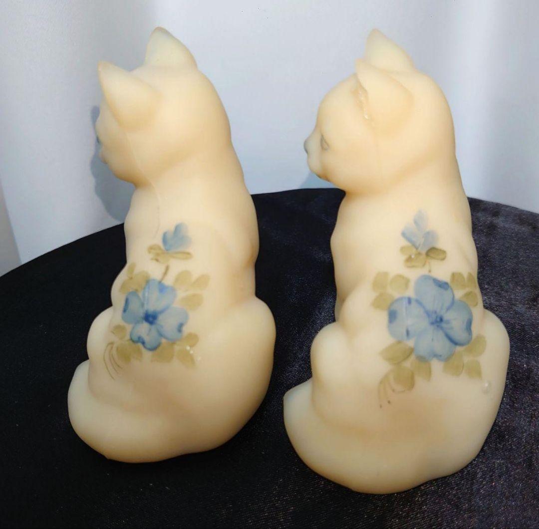 FENTON 花柄 カスタードサテンガラス 2つセット 1匹耳負傷