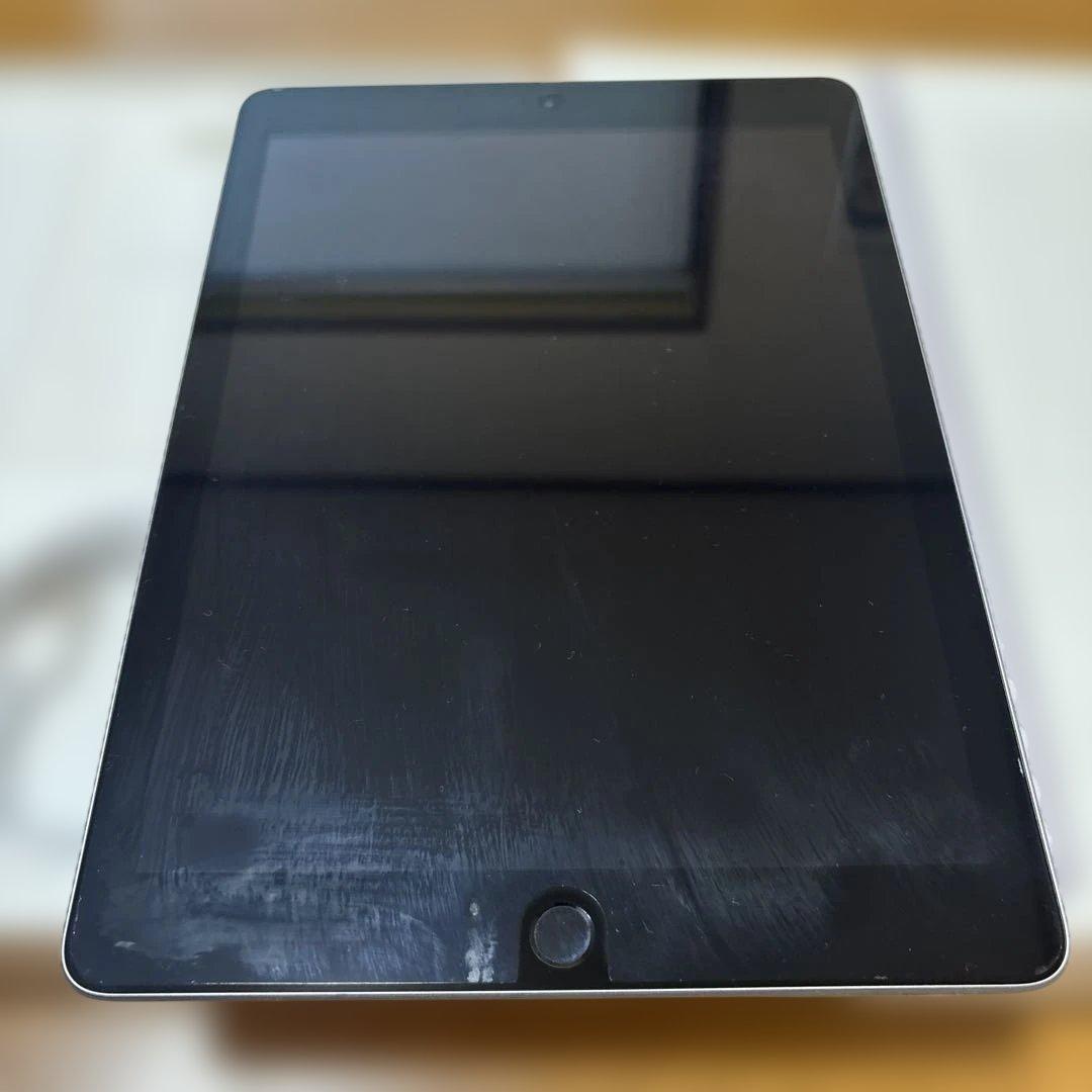 【美品】Apple iPad 第6世代 Wi-Fi 32GB