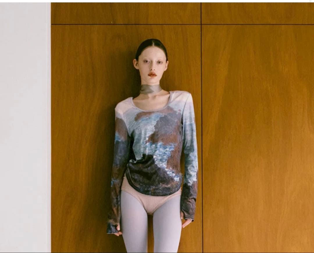 【美品】MARTE Velour Art Print Top