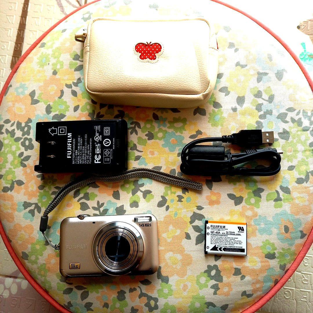 デジカメ 富士フィルム 14メガピクセル