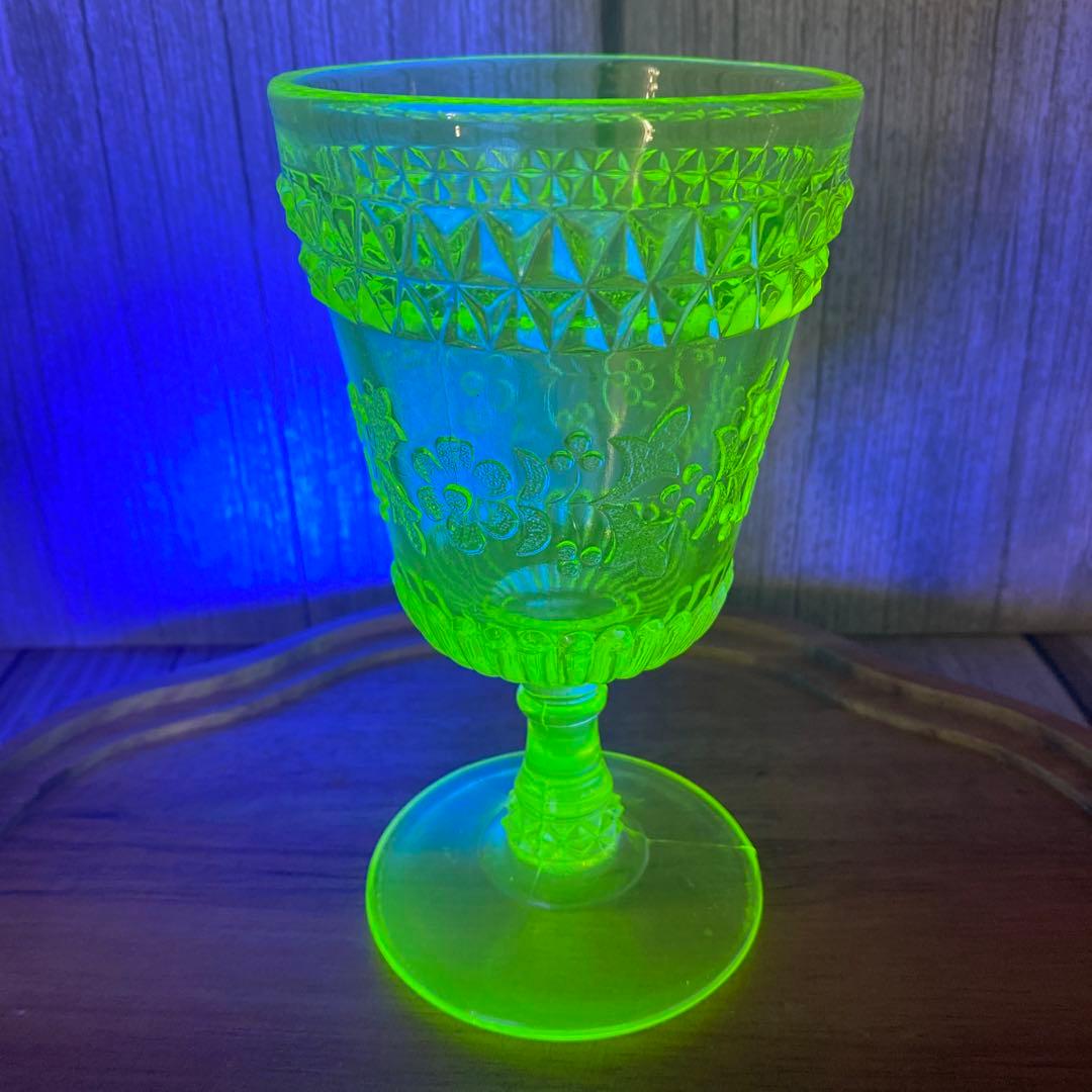 フェントン　ウランガラス　ワイルドフラワー