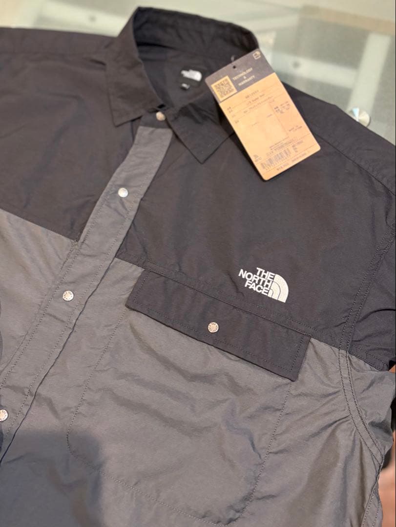 最終価格THE NORTH FACE ナイロンシャツ 黒/グレー XL