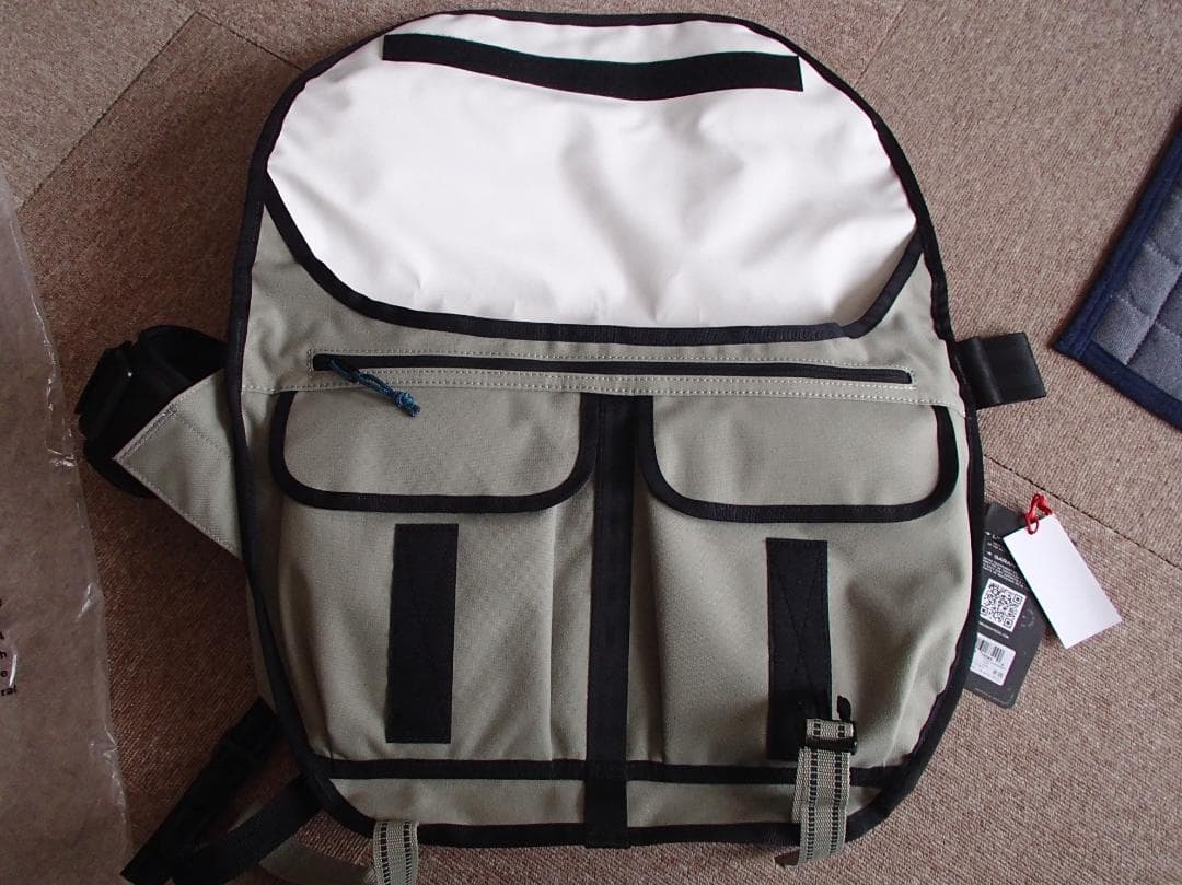 最新　新色CROMEクローム CTZ 15L メッセンジャー 汚れ防止処理済み。