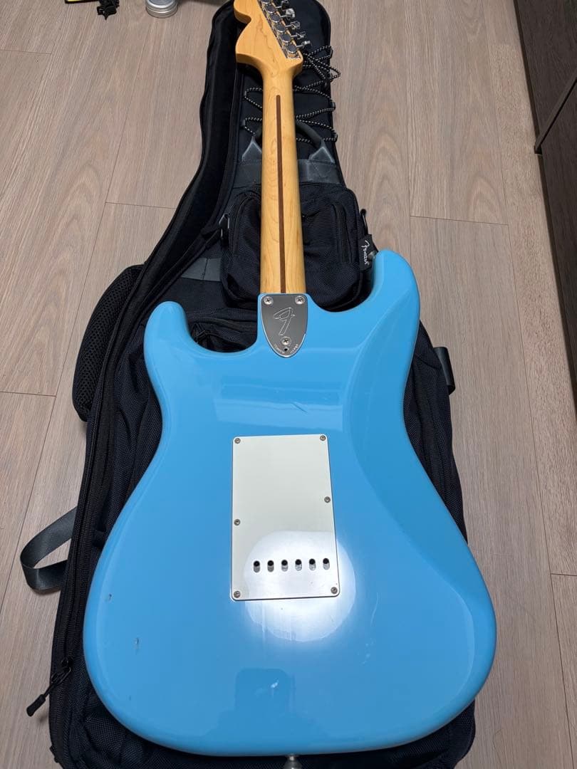 ギター FENDER MIJ LTD International Maui Blue