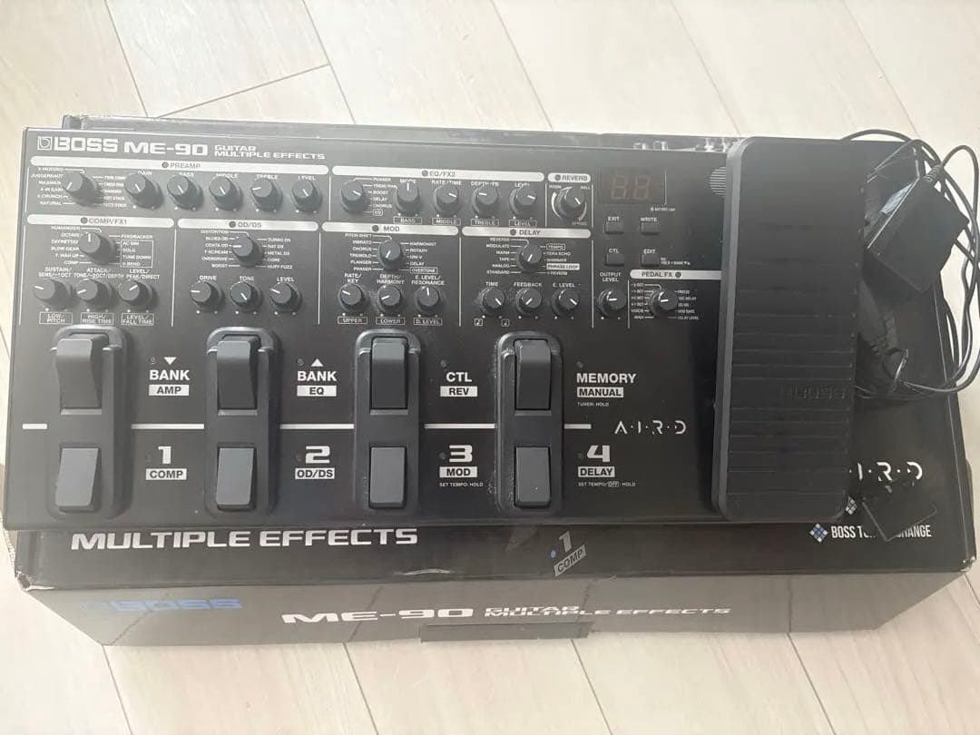 【別売のac&bt付】BOSS ME-90 マルチエフェクター
