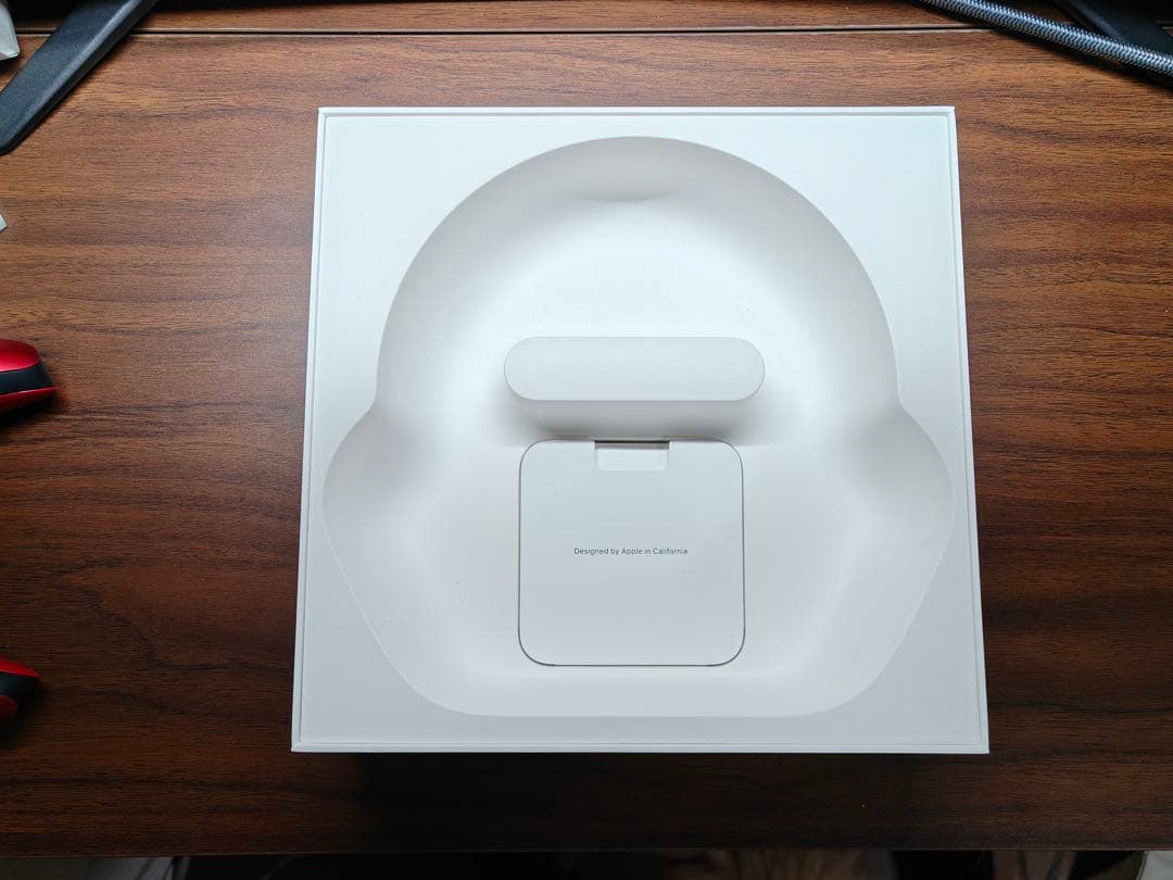 AirPods Max スカイブルー　Lightningモデル