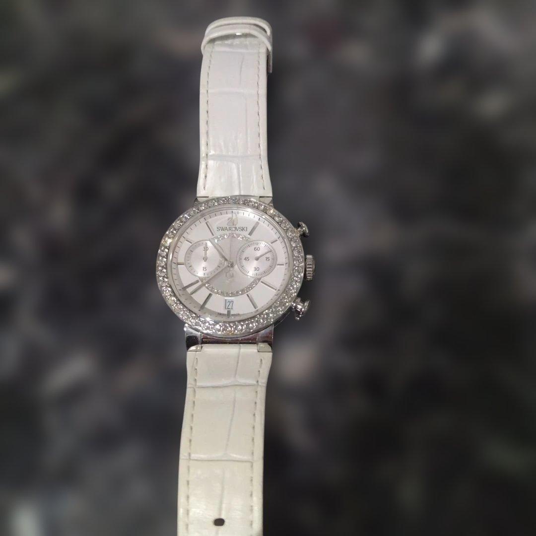 Swarovski ホワイトレザー腕時計