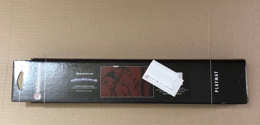 【海外ポケセン限定】新品　プレイマット リザードン