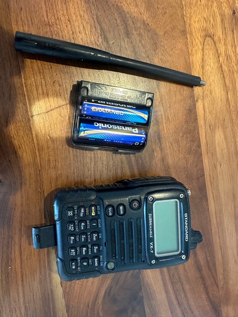 トランシーバー standard VX-7