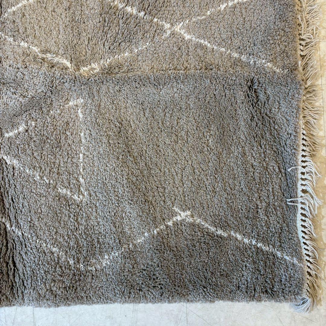 リセノ　ベルギー産 ウィルトン織り ラグマット（135×190cm）　コンティ